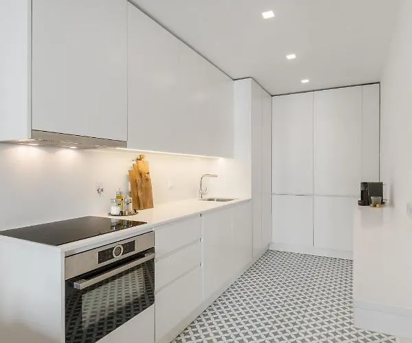 Casa Boma - Design & Spacious With Balcony - Alvalade Ii Lisboa