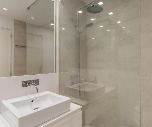 Casa Boma - Design & Spacious With Balcony - Alvalade Ii 公寓