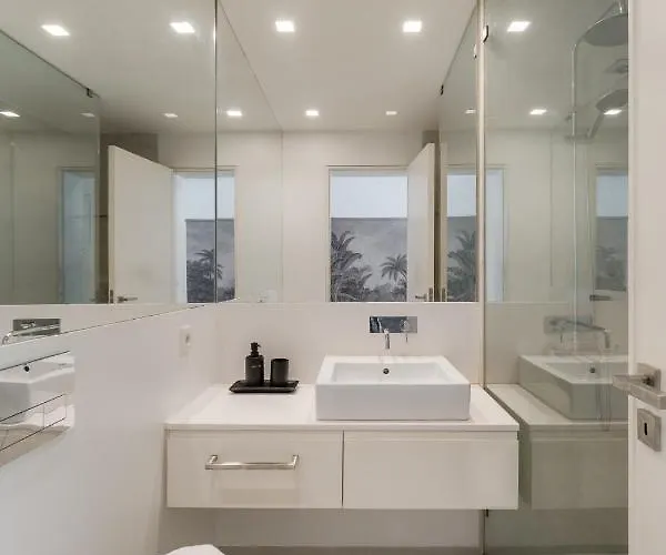 Casa Boma - Design & Spacious With Balcony - Alvalade Ii Lisboa