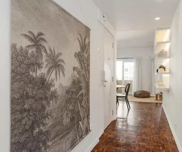 Casa Boma - Design & Spacious With Balcony - Alvalade Ii *